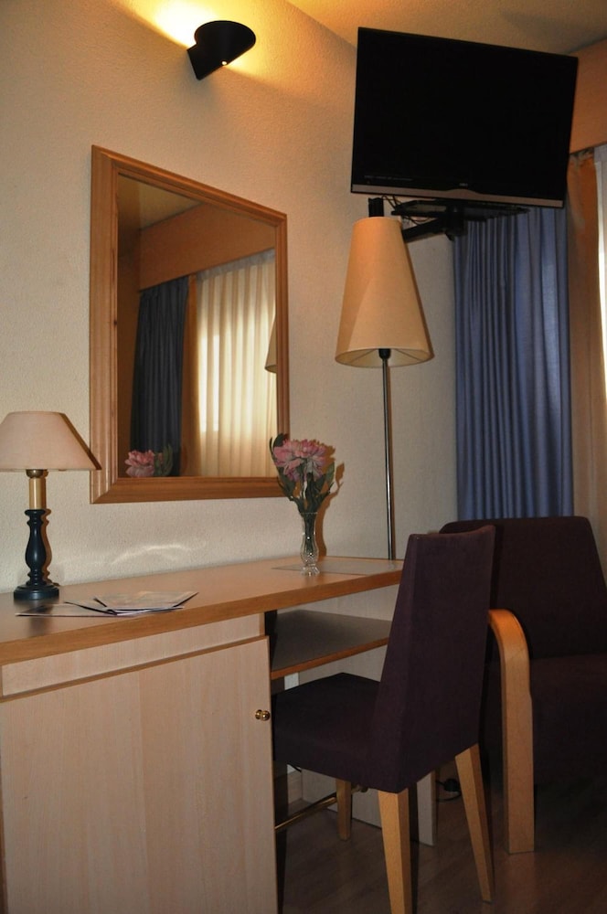 Hotel Espana 42/59