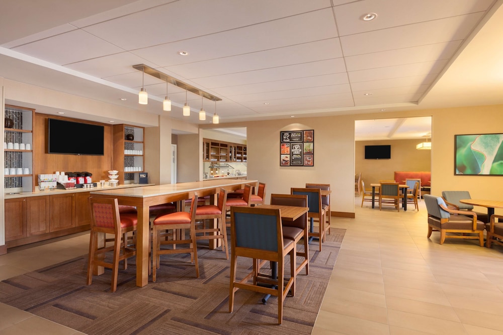 Hyatt Place Phoenix Chandler Fashion Center 55/68