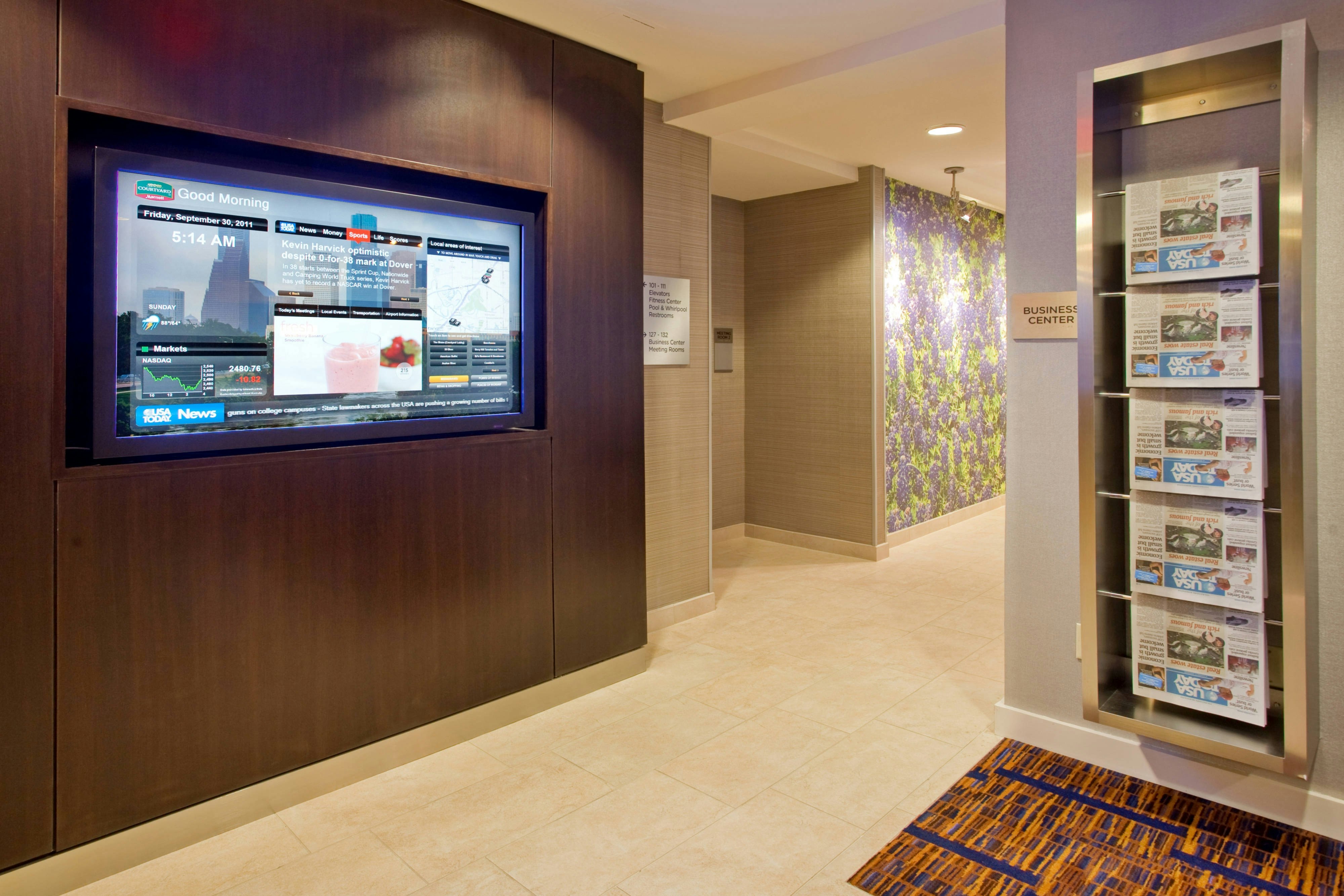 Lobby at Courtyard Houston Sugar Land/Stafford, STAFFORD - TX