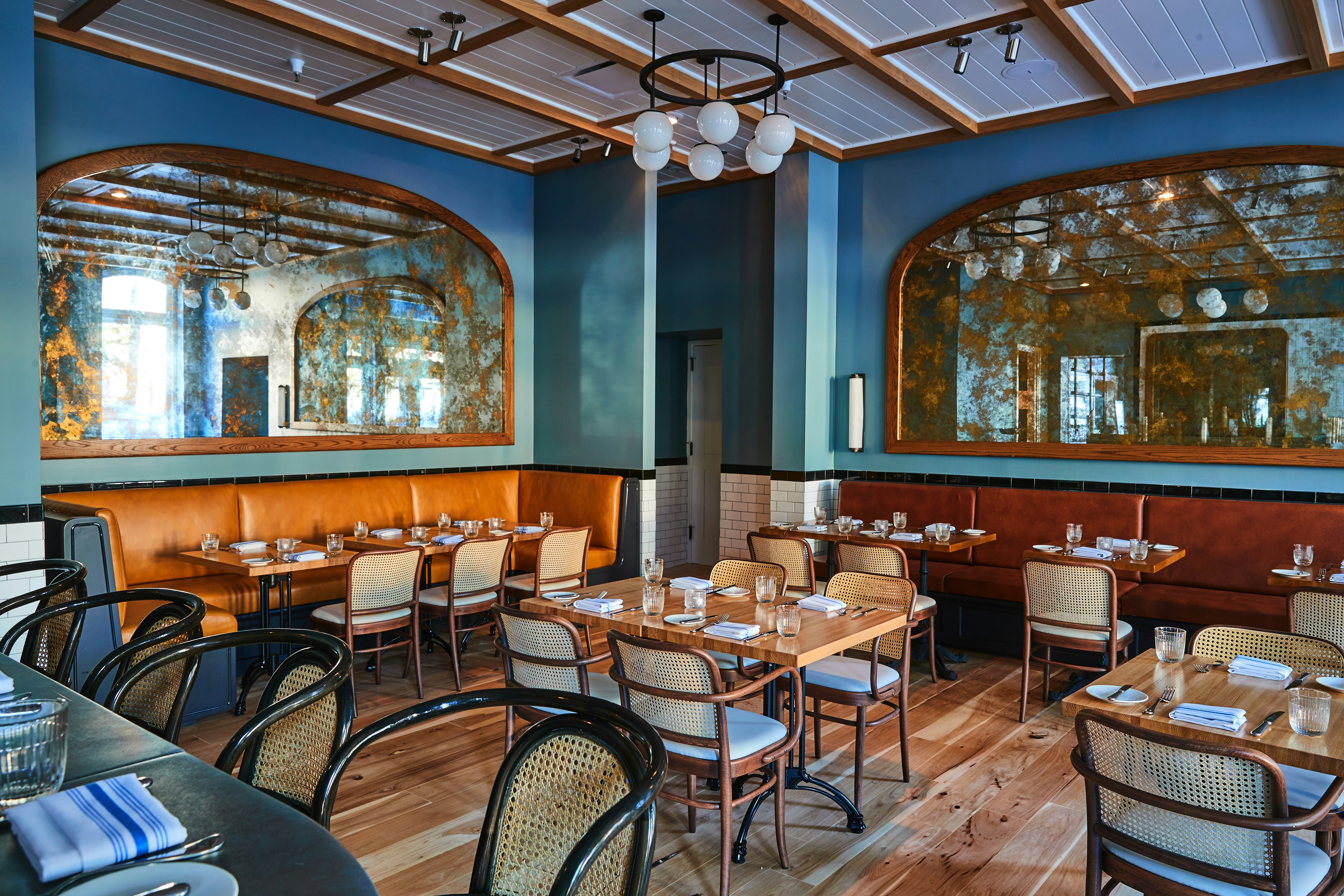 The Drayton Hotel Savannah, Curio Collection by Hilton 34/51