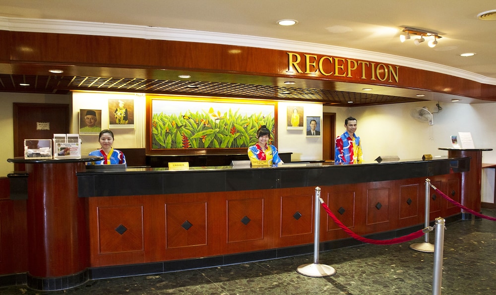 Rainbow Paradise Premium Resort Tanjung Bungah 6/50
