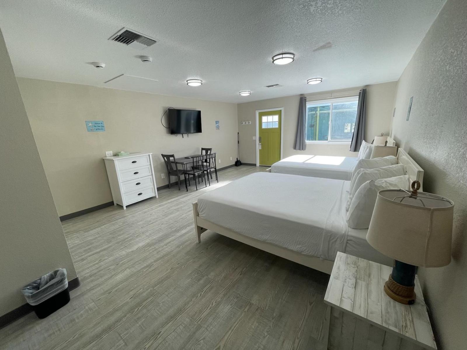 Coastal Inn & Suites 14/50