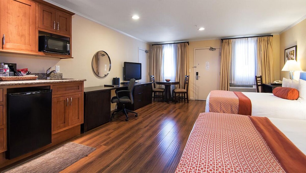 The Zen Hotel 10/58