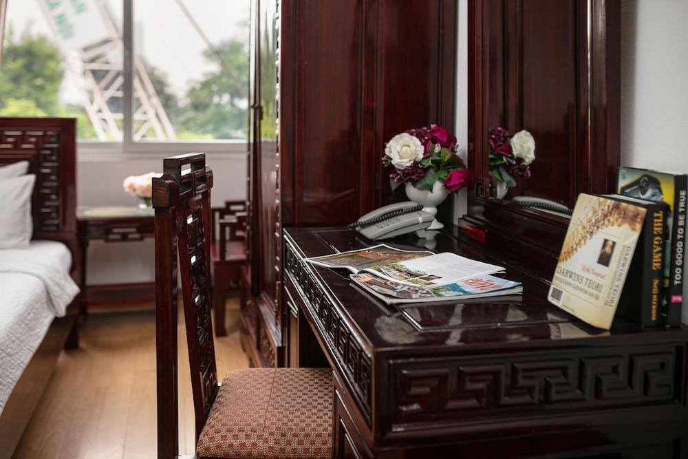 Little Hanoi Hotel 45/53
