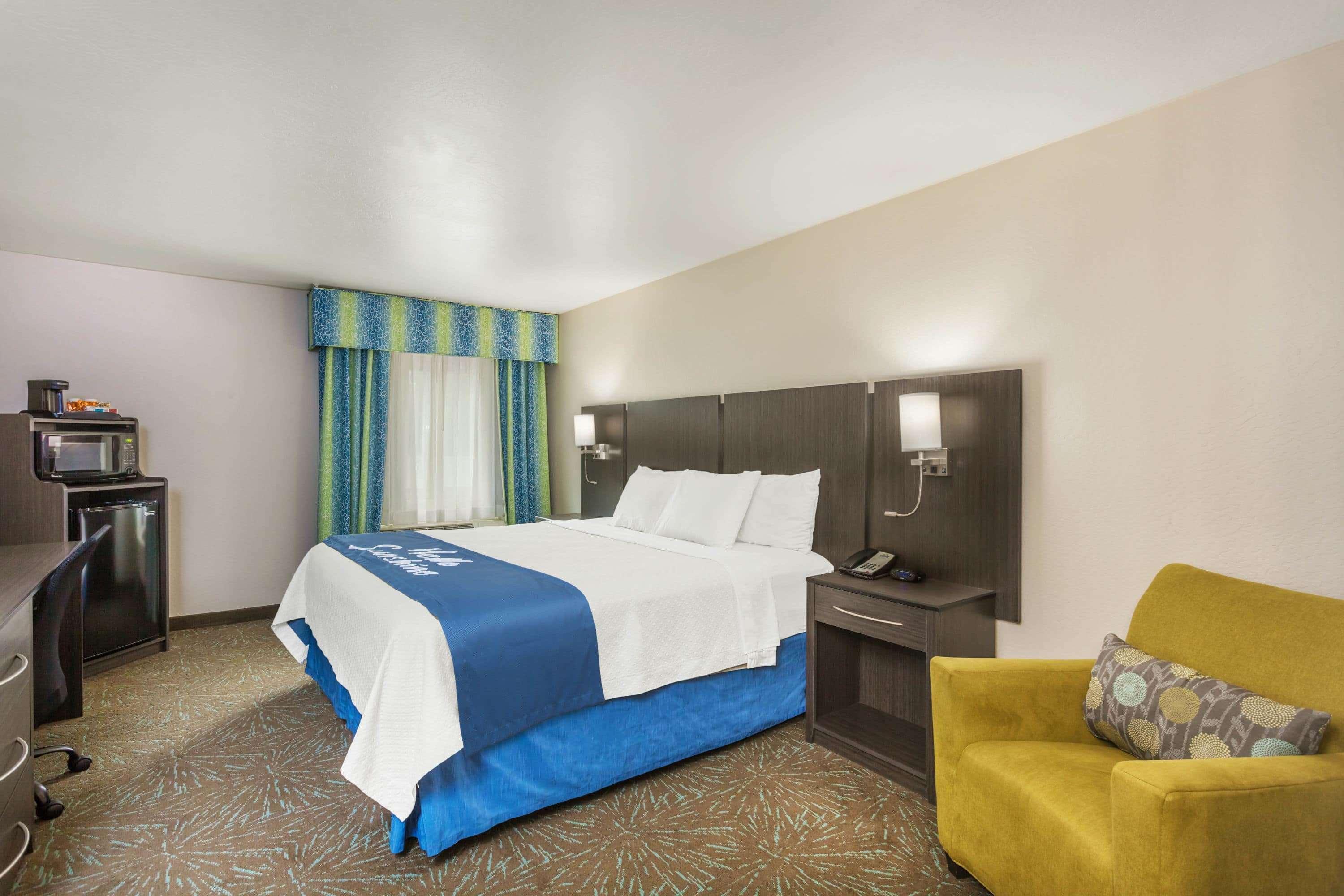 Room, King Bed