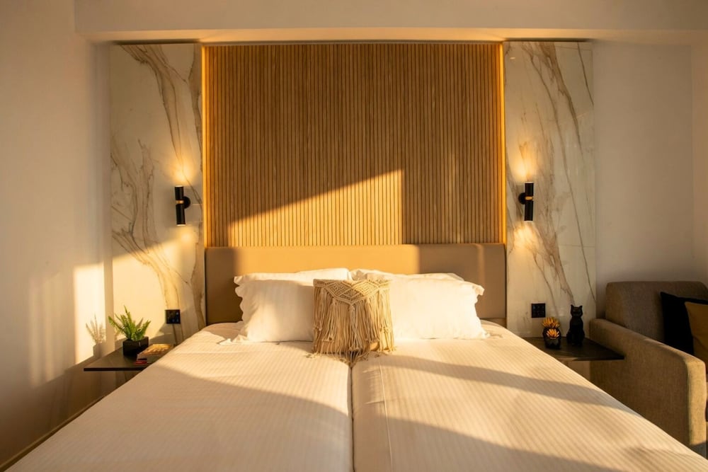 Superior, Twin Beds, Sea View, Cavo Maris Beach Hotel 6/8