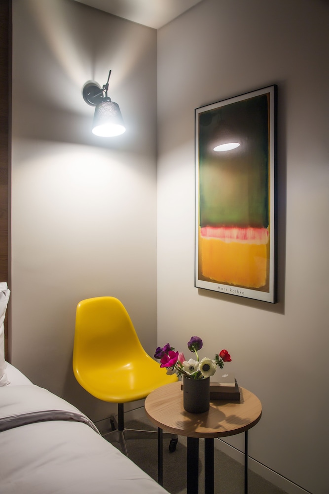 Hotel Denim 25/50