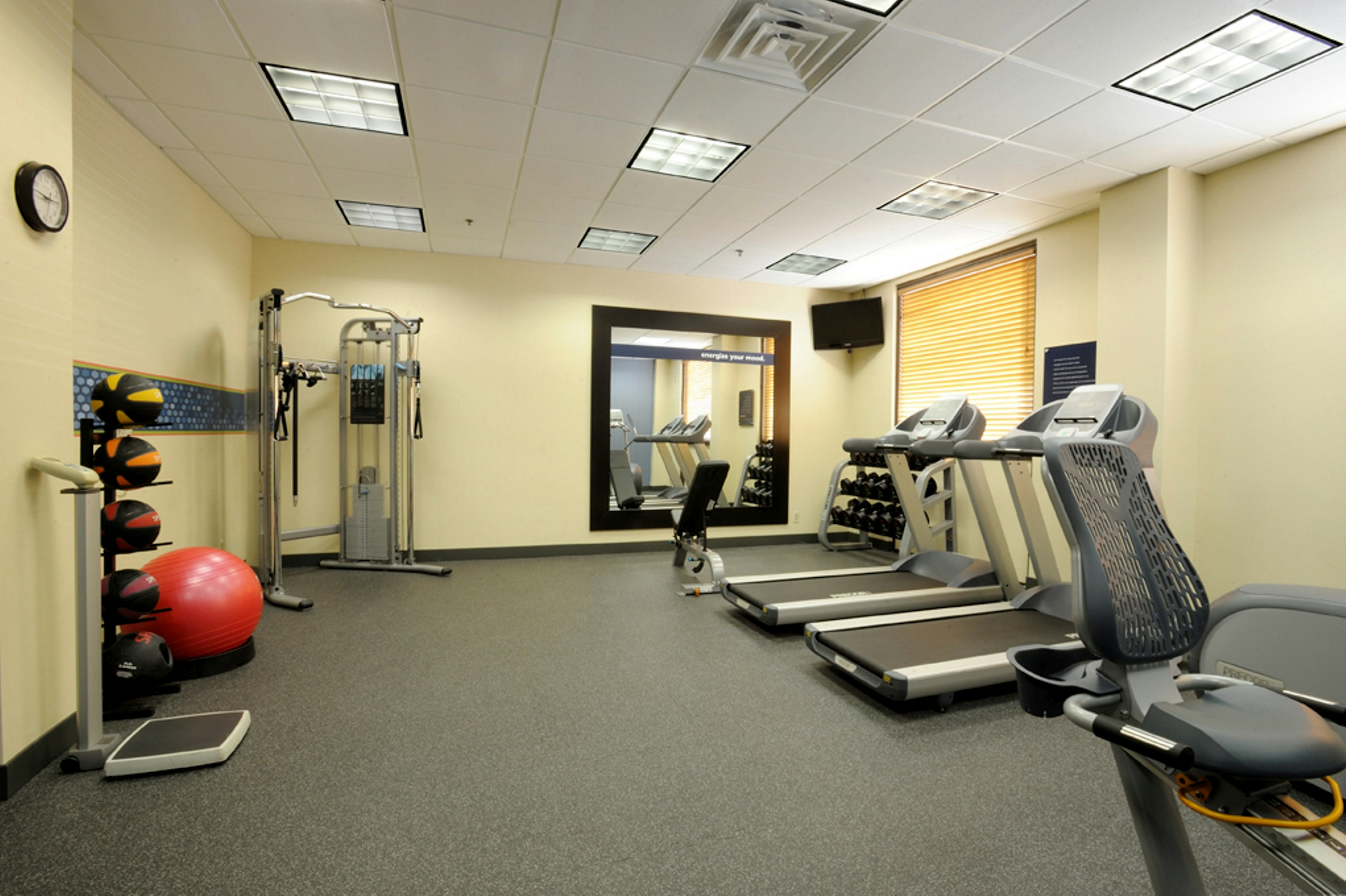 Hampton Inn Louisville Downtown 24/50