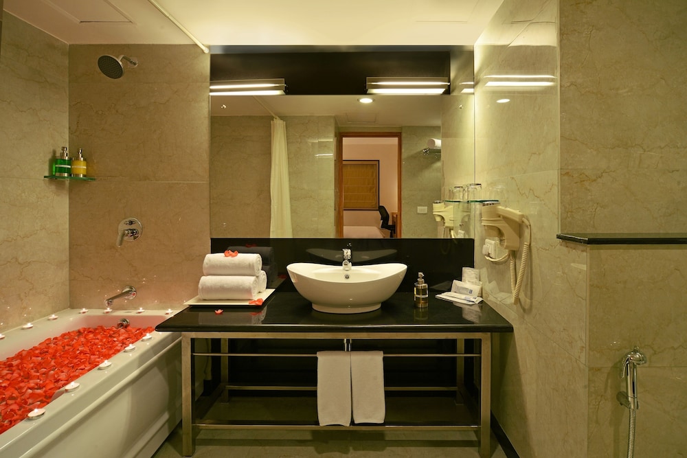 Red Fox Hotel Bhiwadi 35/35