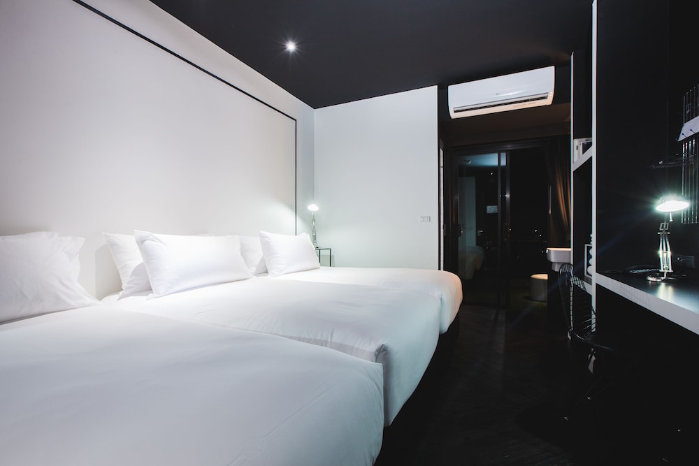 Blu Monkey Hub And Hotel Phuket 15/50