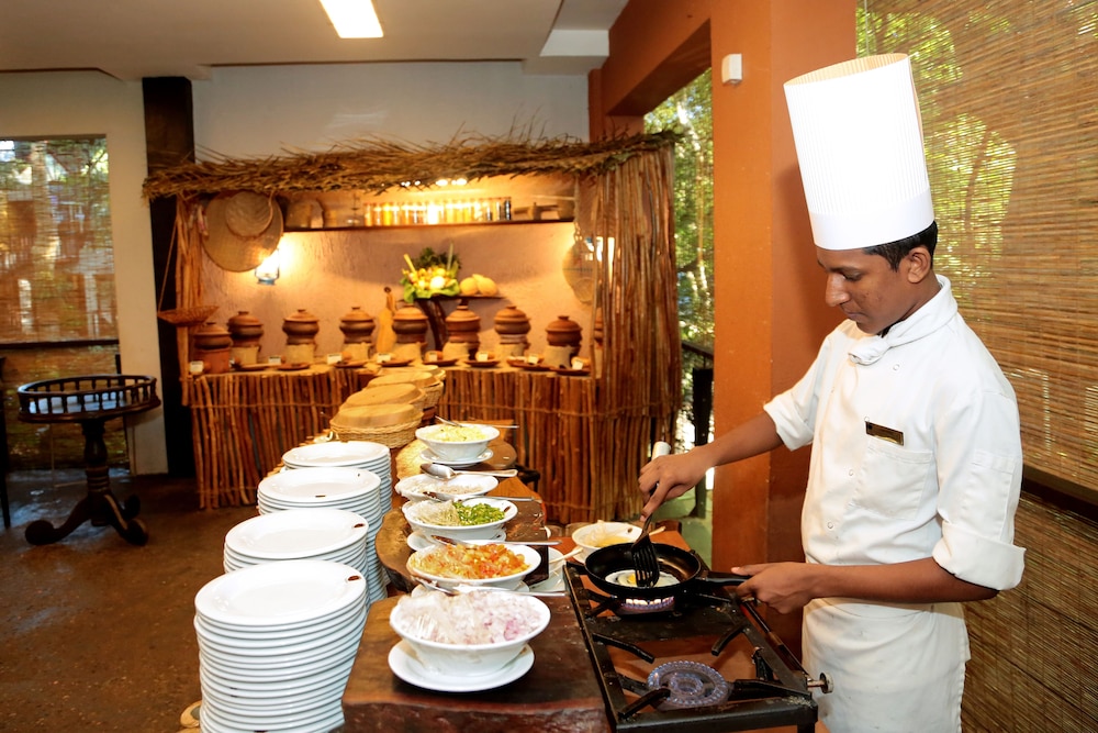 Grand Udawalawe Safari Resort 31/50