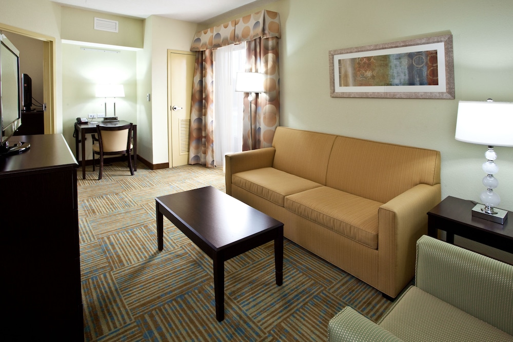 Holiday Inn Express Hotel And Suites Perry 31/48