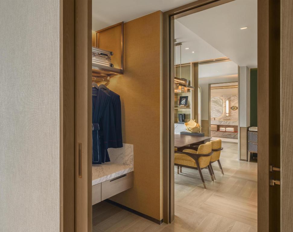 جناح بسرير كينج، Andaz One Bangkok, By Hyatt 5/6