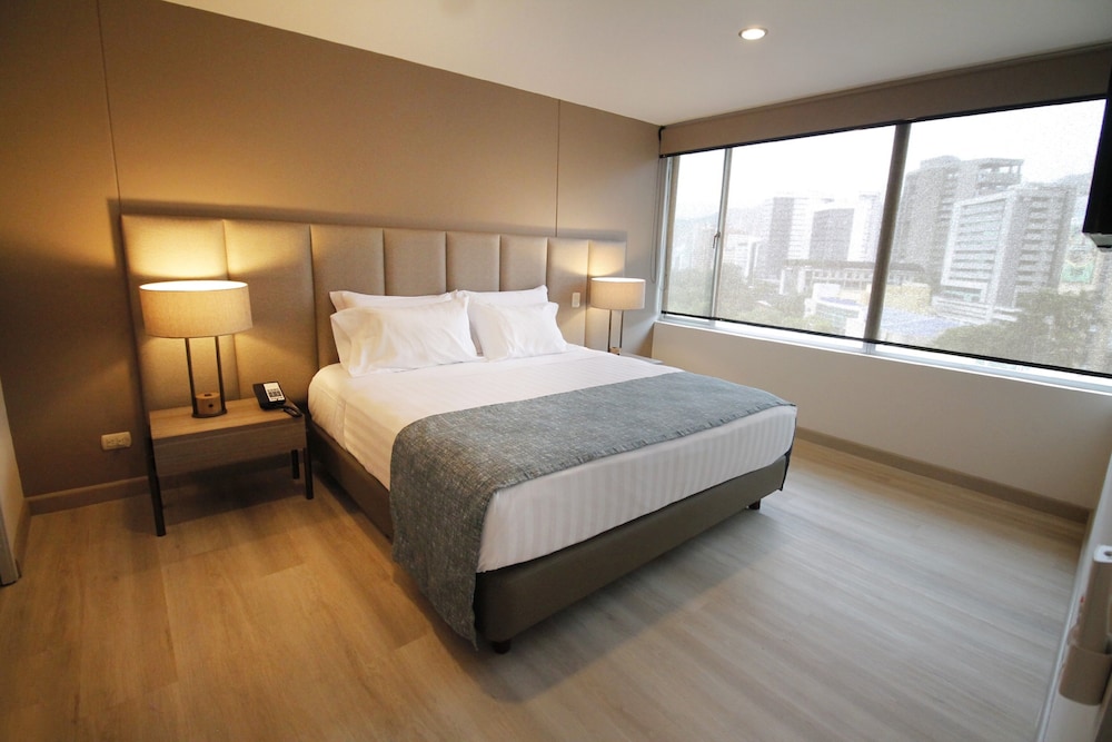 Estelar Medellin Apartaments 18/49