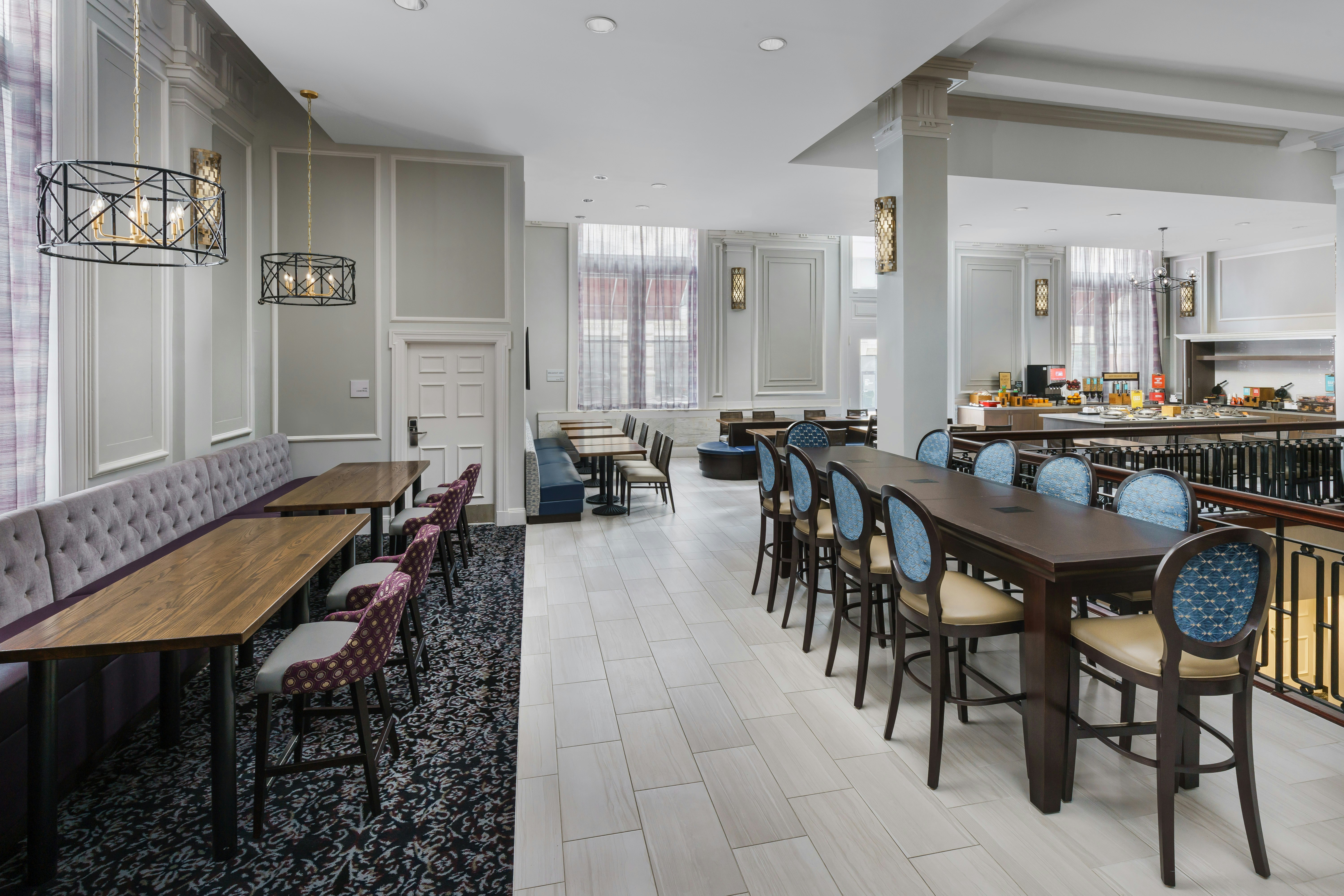 Hampton Inn and Suites Baltimore Inner Harbor 29/41