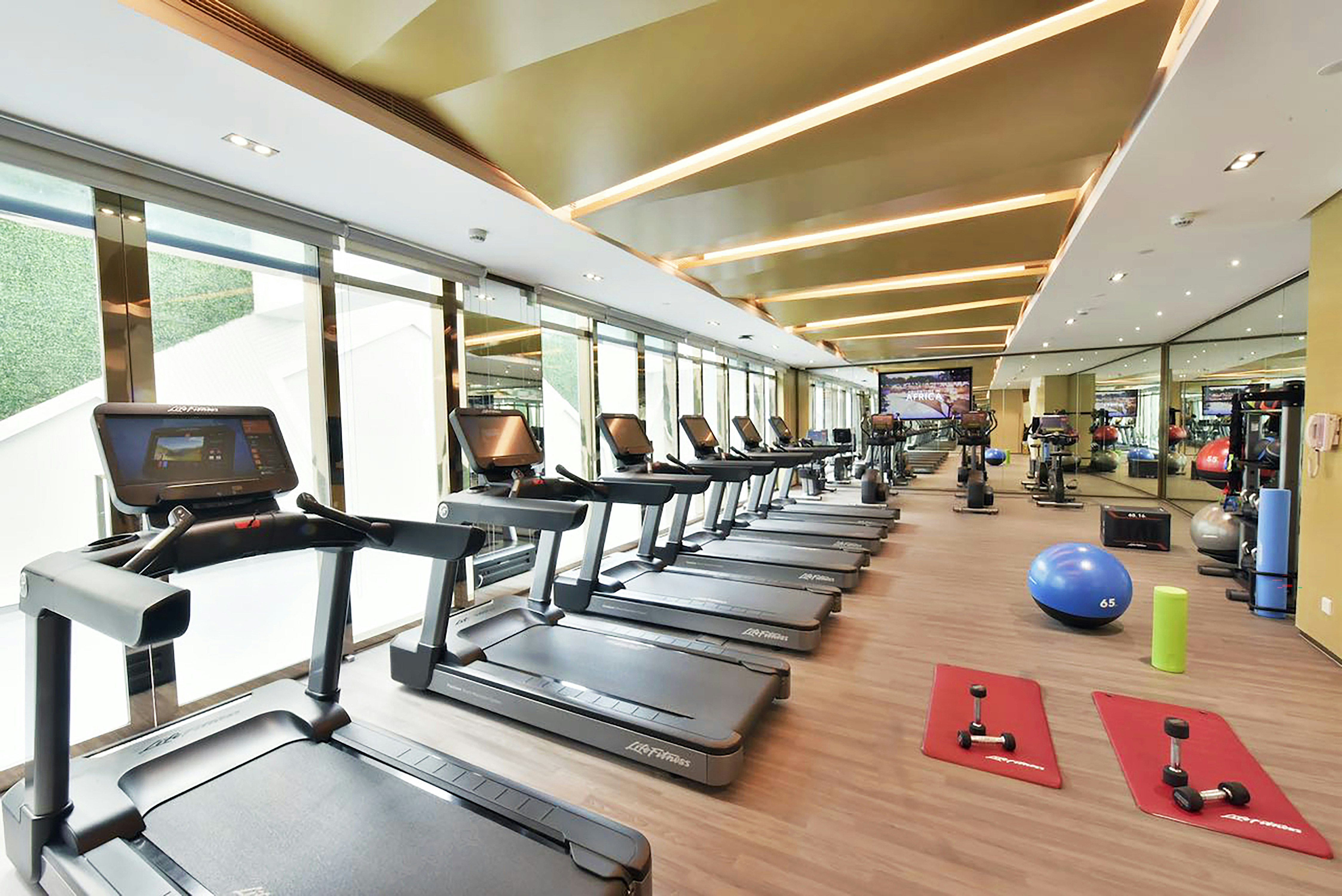 Hilton Bahrain 35/60
