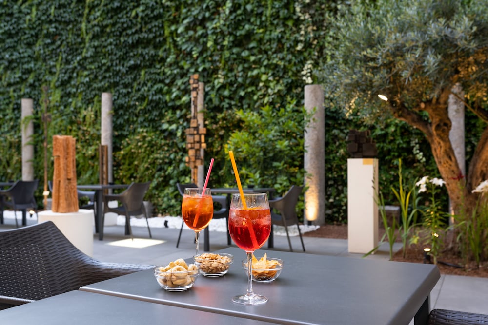 Hotel Milano Castello 61/70