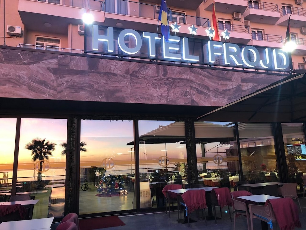 Hotel Frojd 2/22