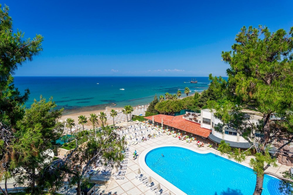 Melas Holiday Village 10/71