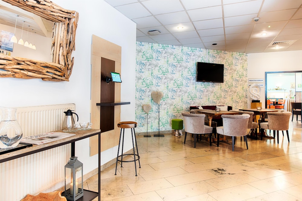 ACHAT Hotel Stuttgart Zuffenhausen 73/80