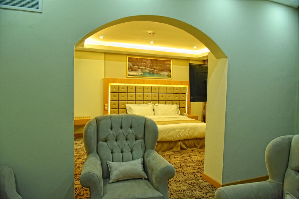 Muscat Plaza Hotel 21/26