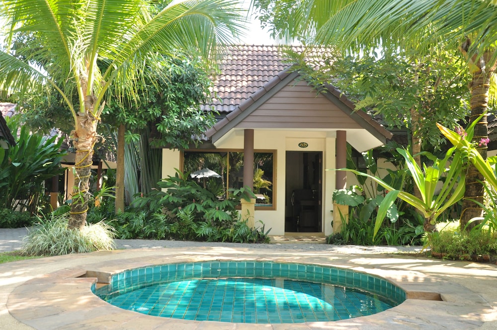 Laluna Resort 38/50