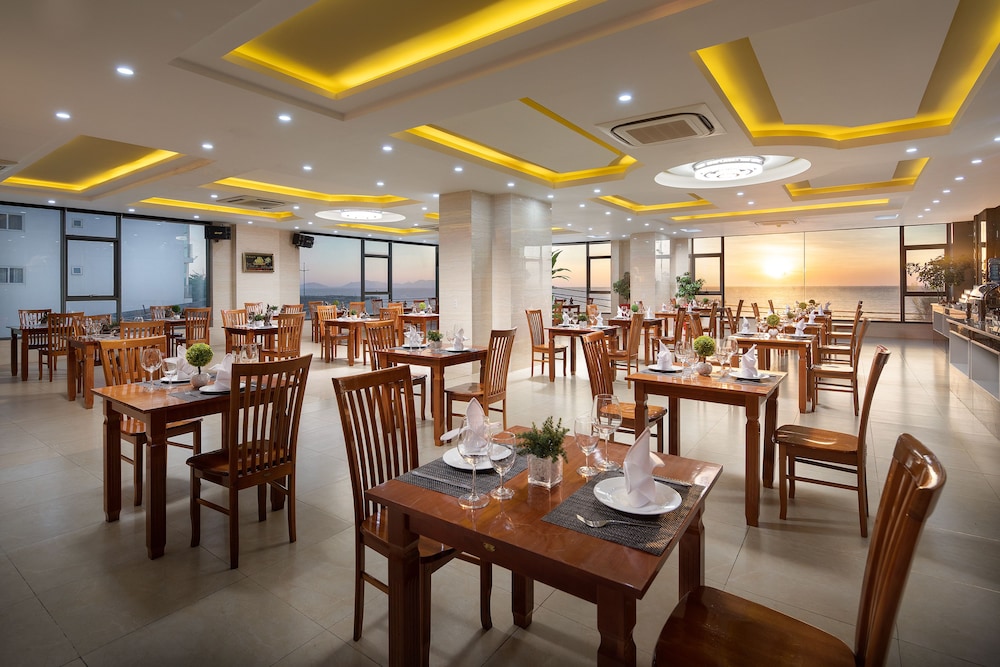 Nolis Hotel 50/54