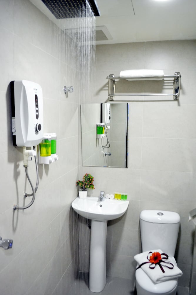 Easy Hotel Kuala Lumpur Sentral 51/63