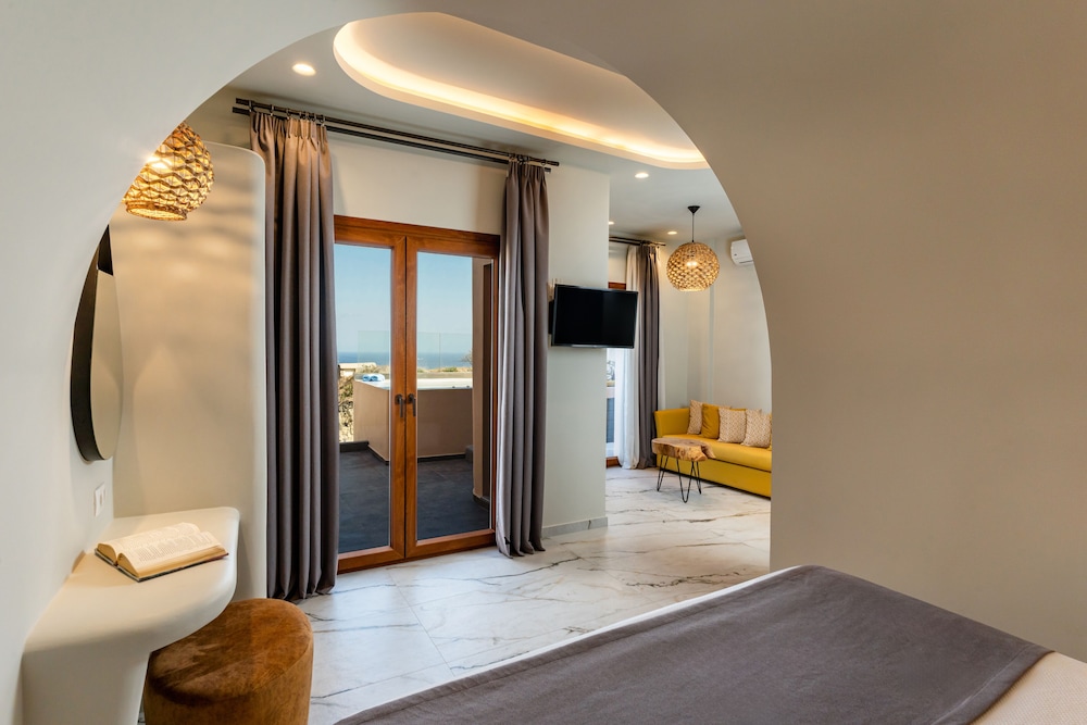 Perla Nera Suites 25/50