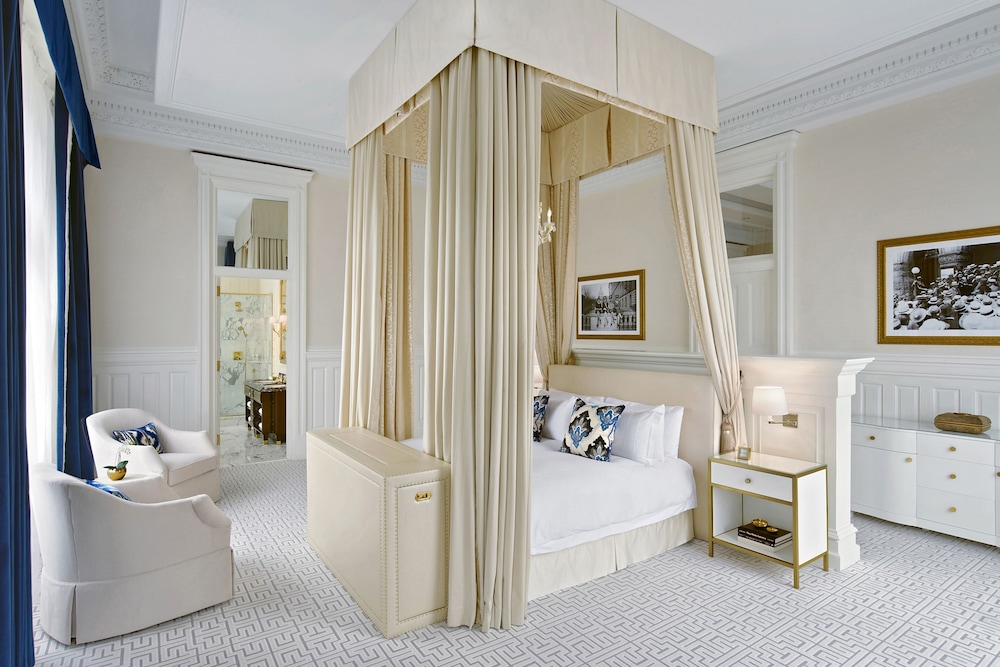 Waldorf Astoria Washington DC 25/99