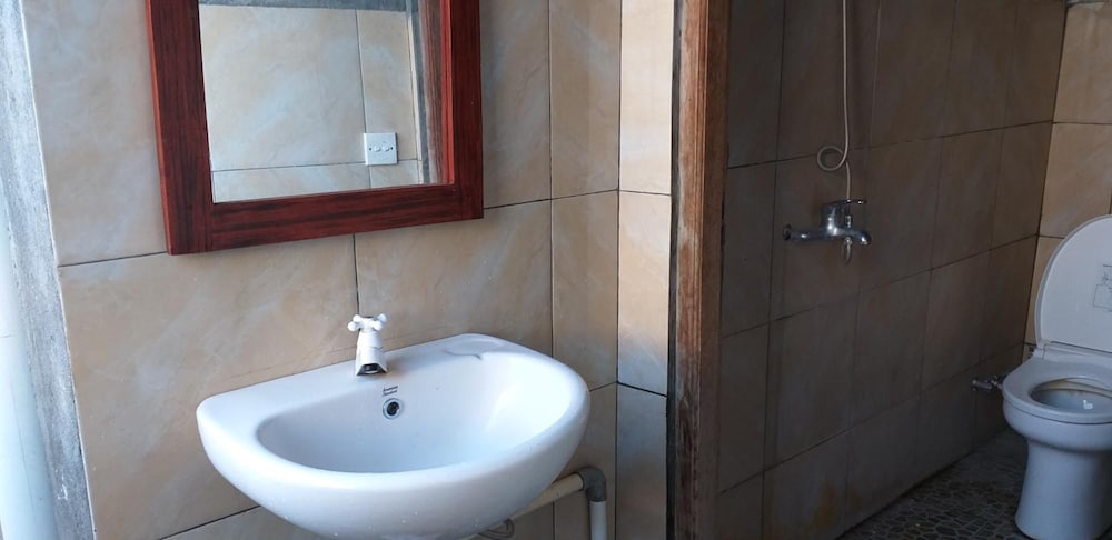 Amed Sari Beach Guesthouse 47/50
