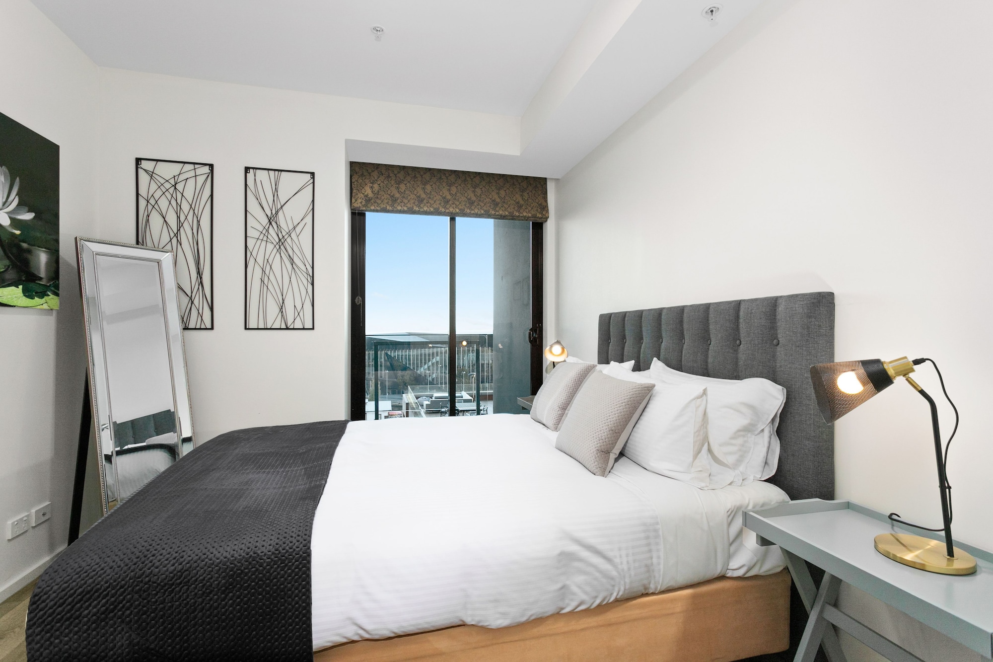 2 BEDROOMS, APARTMENT, RIVER VIEW
