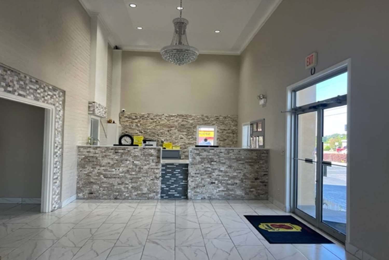 Super 8 by Wyndham Covington GA 10/32