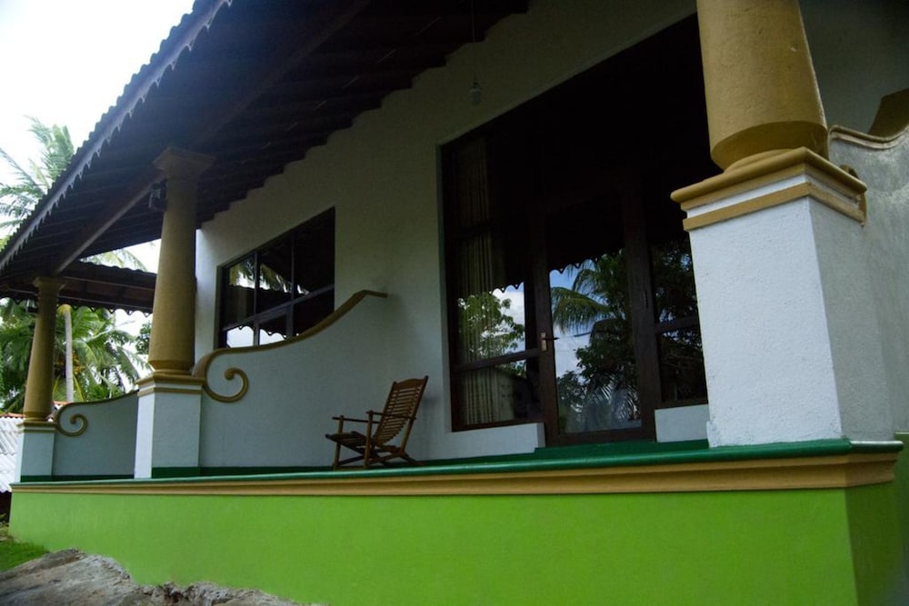 Serenity Sigiri Resort 2/29