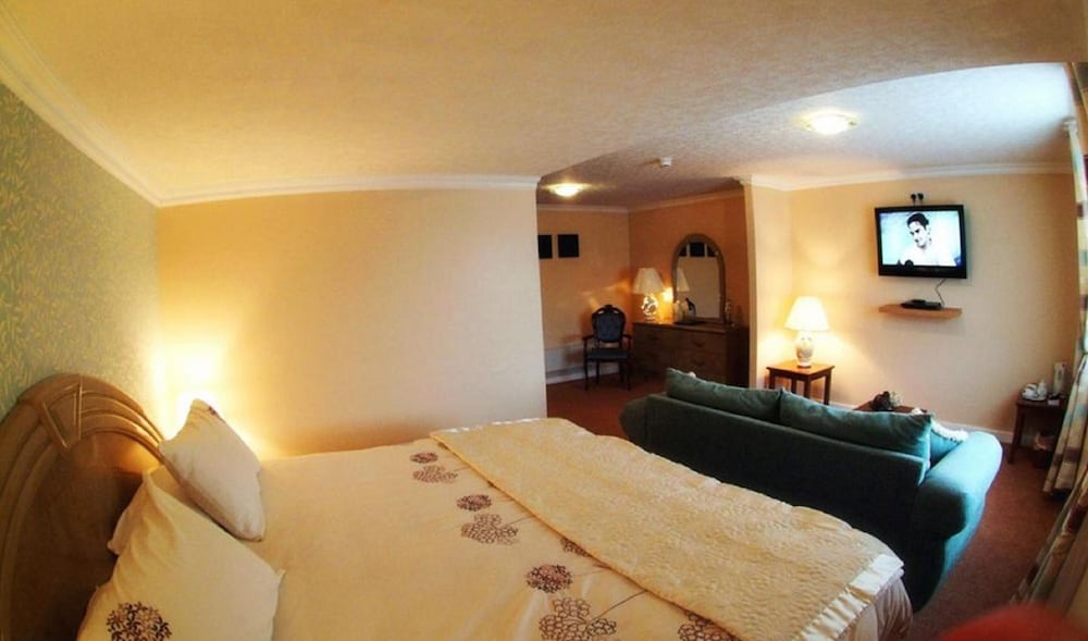 Beaufort Park Hotel 14/41