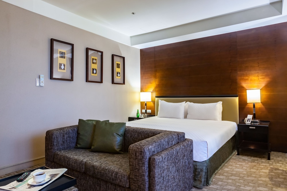 Pacific Business Hotel 15/70