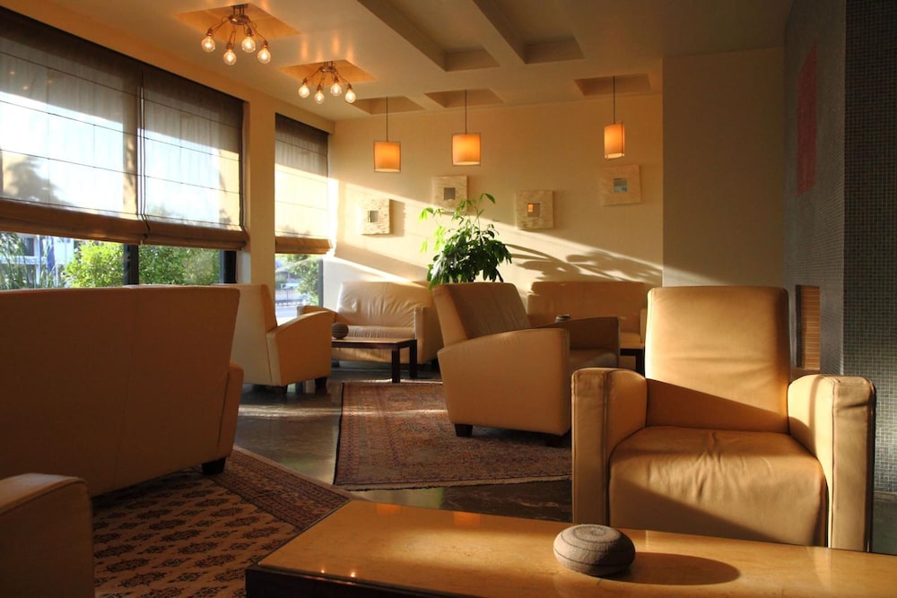 Pines Hotel - Adults Only 10/36