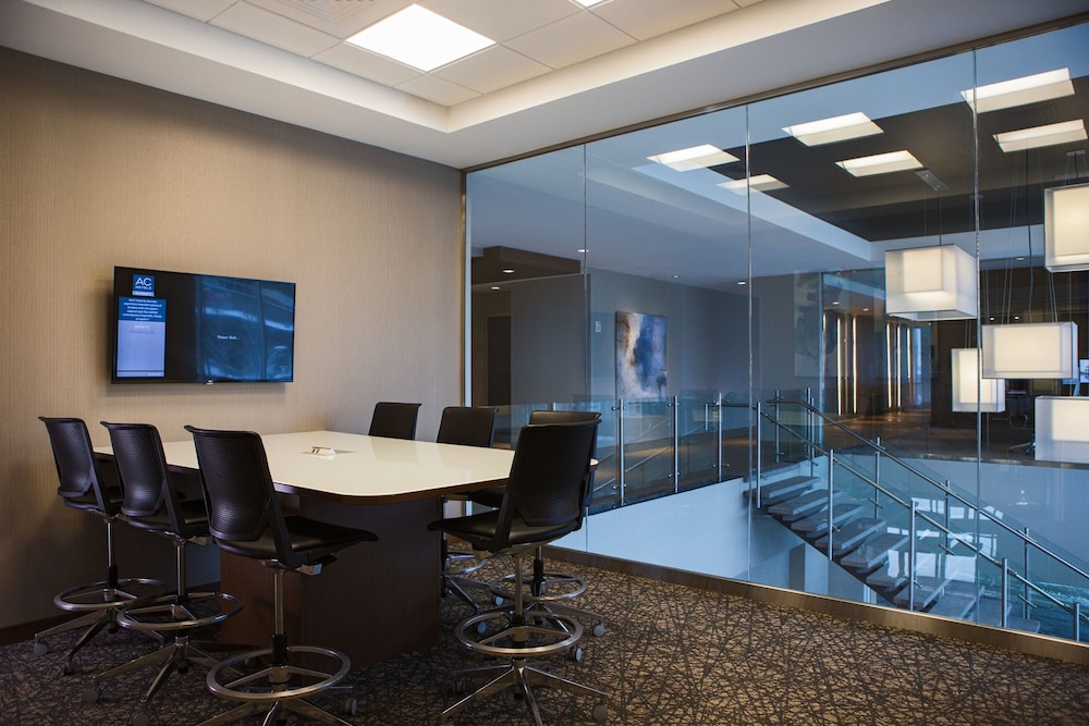 Ac Hotel By Marriott Cincinnati At Liberty Center 43/50