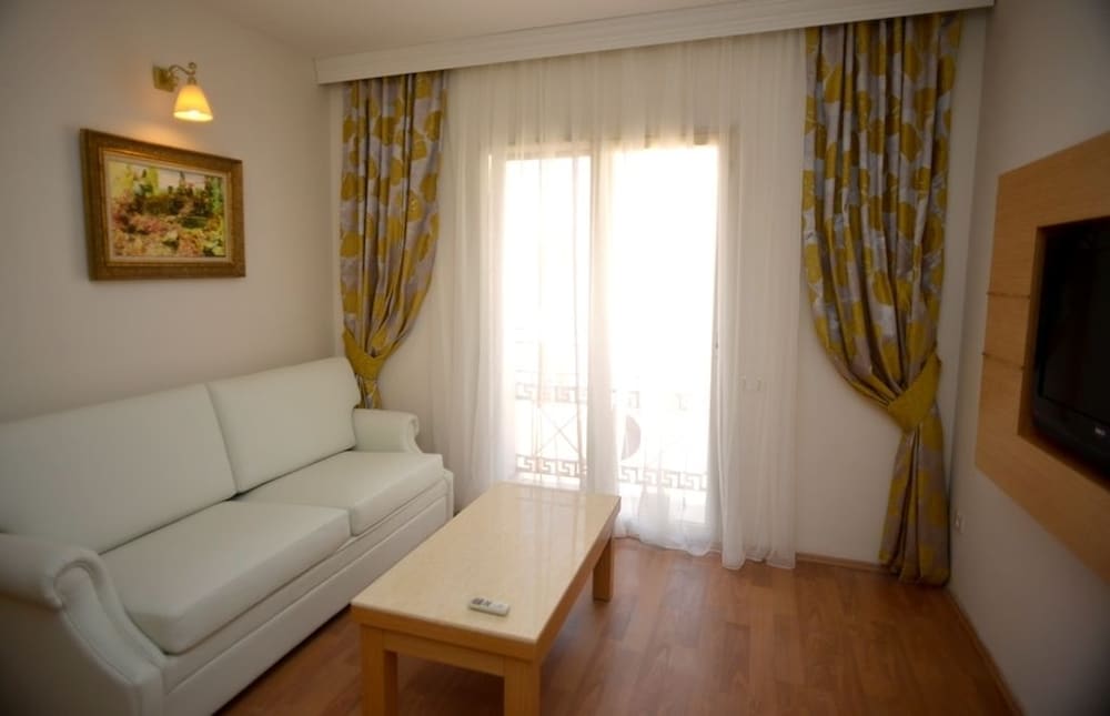 Ladonia Hotels Del Mare 36/50