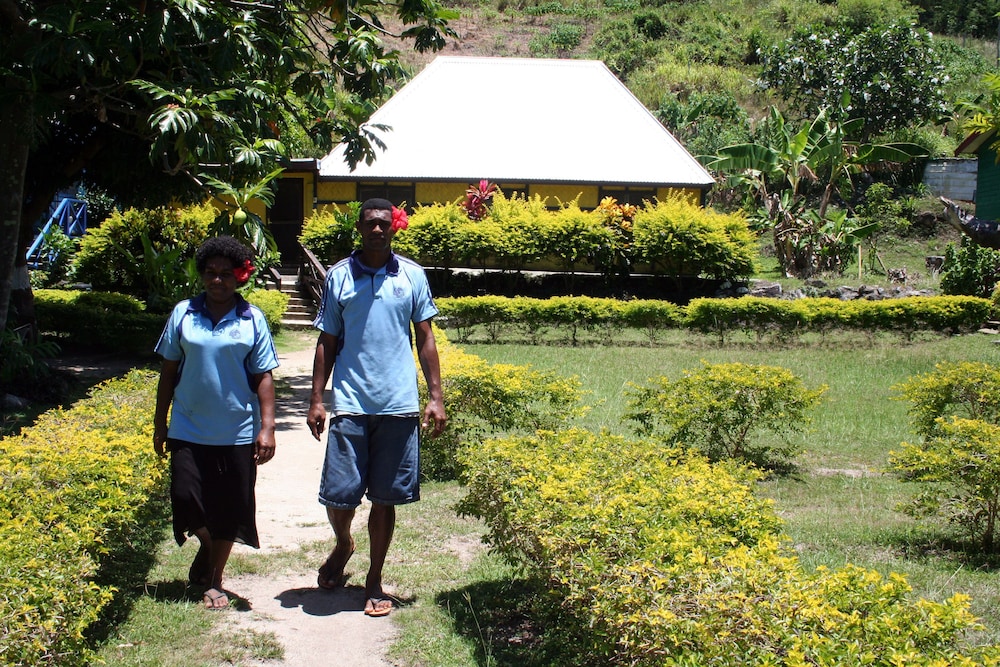 Ratu Kini Backpackers & Dive Resort 27/67