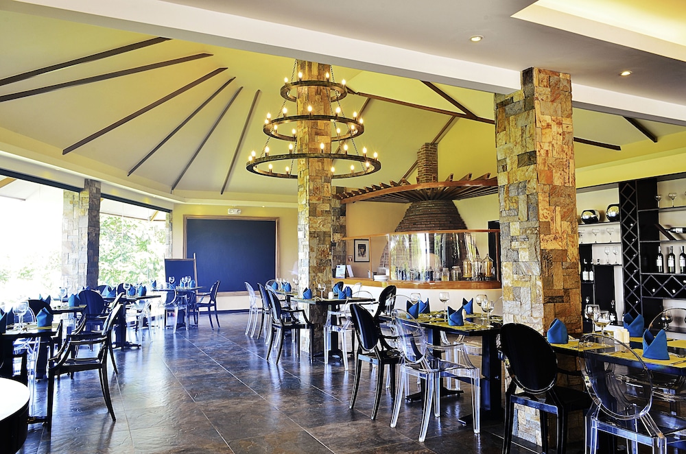 Thunderbird Resorts - Rizal 52/70