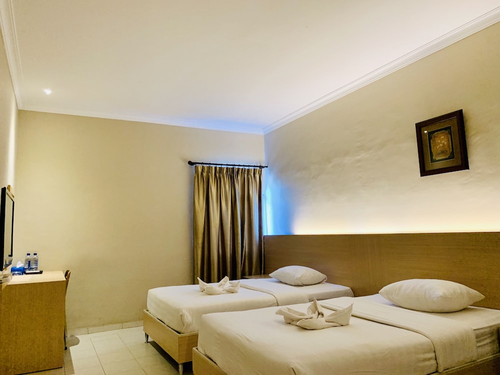 SKY VIEW HOTEL 22/44