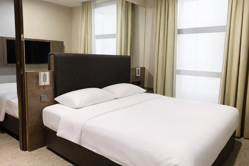 Amrise Hotel Kitchener 43/67