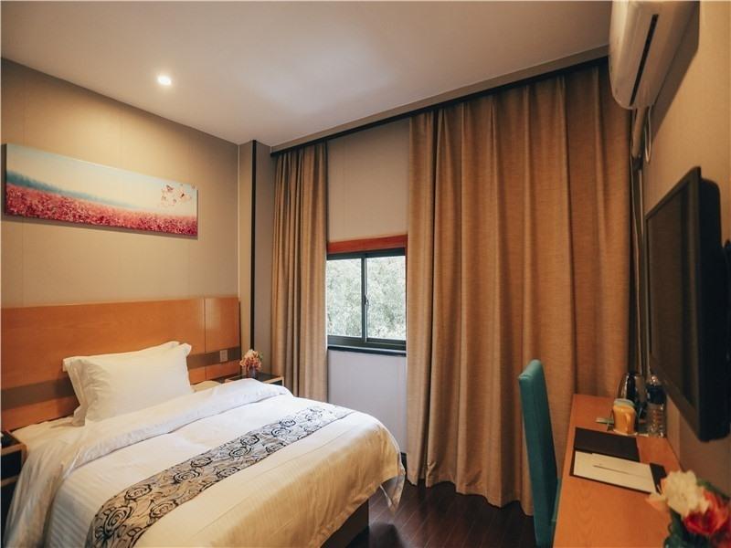 GreenTree Alliance Shanghai West Shuichan Road Hotel 13/20
