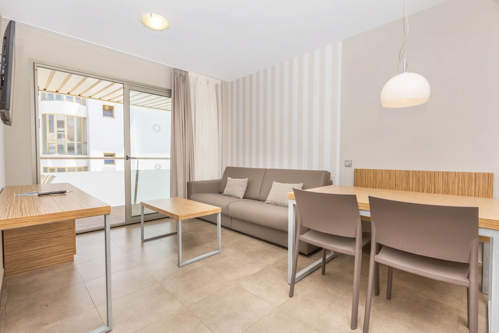 Aparthotel Odissea Park 53/73