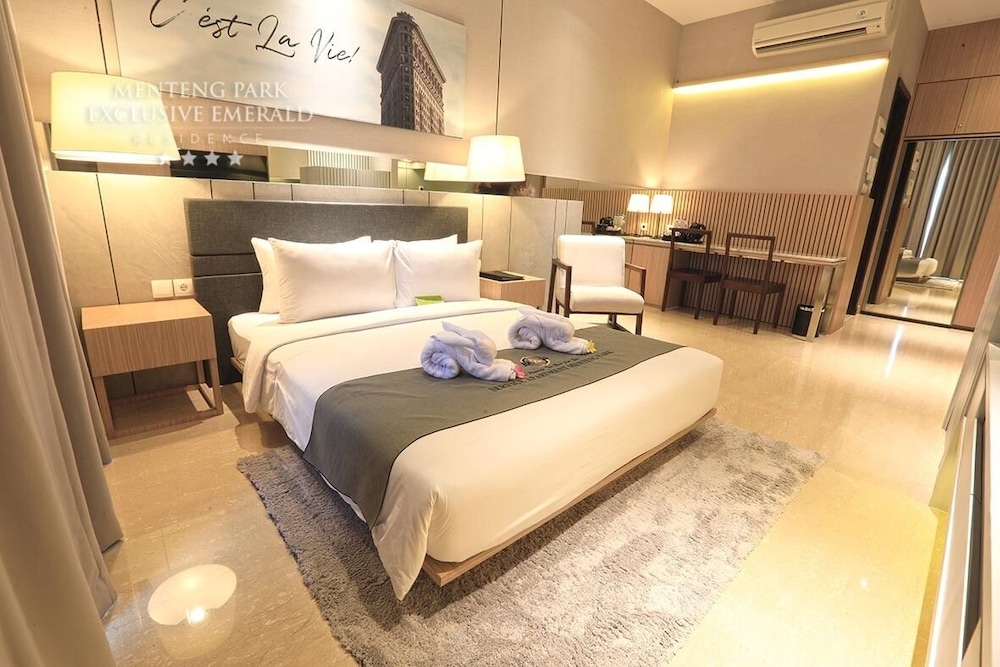 Menteng Park Exclusive Emerald 19/68