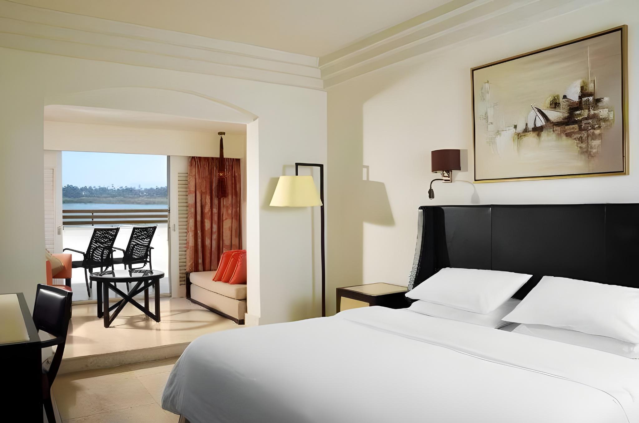 Plus, Double and Twin Beds, River View