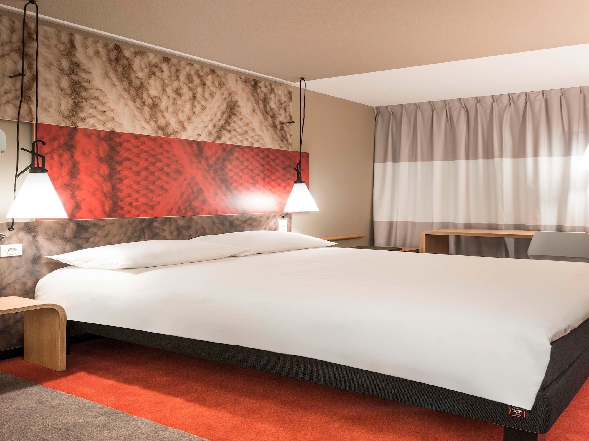 Standard, Twin Beds