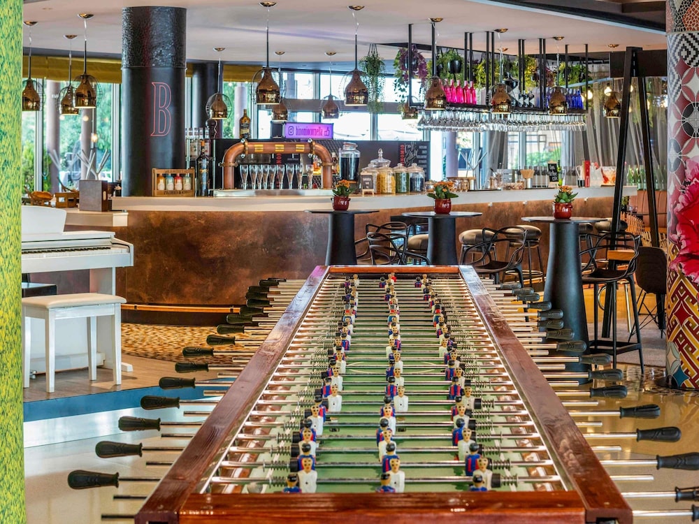 Novotel Barcelona Cornella Hotel 68/71