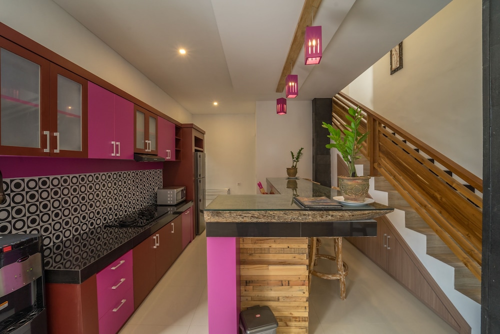 Puri Bagus Villa Legian Kuta 4/45